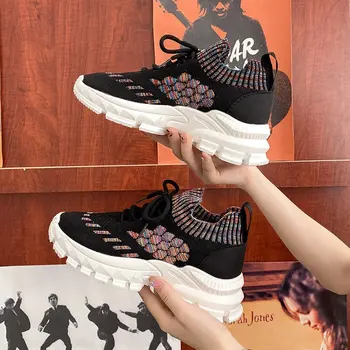 Tėtis Moterų Atletiškas Sneaker 2021 Platforma Moteriški Sporto Bateliai Minkšti Vienintelis Mados Mergaitė Kvėpuojantis Vaikščiojimo Batai Ponios